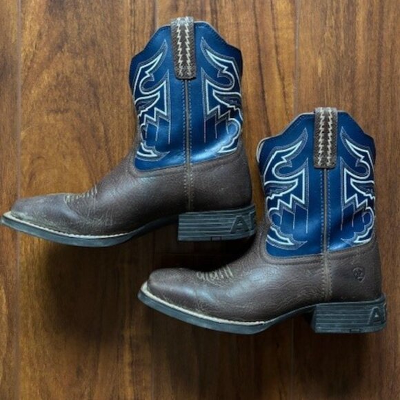 Ariat Youth Western Boots w Wiggle Room Soles - Picture 10 of 12